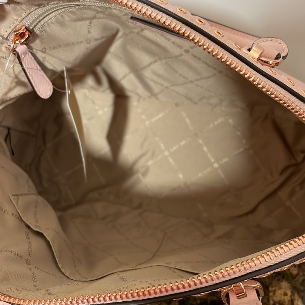 2pc ๐ Michael Kors Emmy satchel and wallet rose gold - Picture 8 of 15